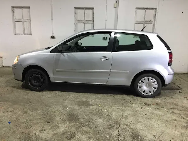 Volkswagen - polo - 1.2 optive - 74-ts-df - afbeelding 2 van  17