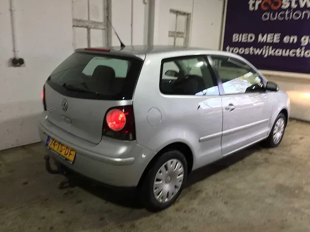 Volkswagen - polo - 1.2 optive - 74-ts-df - afbeelding 5 van  17