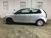 Volkswagen - polo - 1.2 optive - 74-ts-df - afbeelding 10 van  17