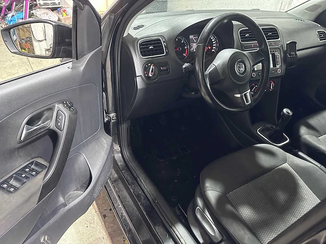Volkswagen - polo - 1.2 tdi bl.m. comfl. - 04-txz-3 - afbeelding 18 van  19
