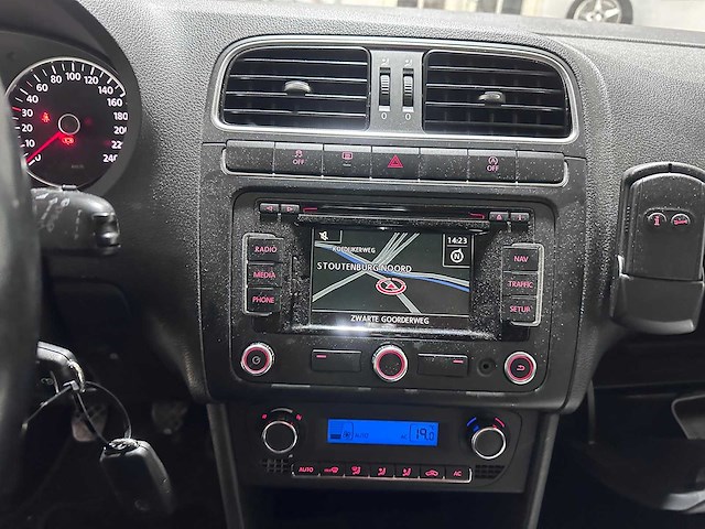 Volkswagen - polo - 1.2 tdi bl.m. comfl. - 89-pxh-2 - afbeelding 4 van  18