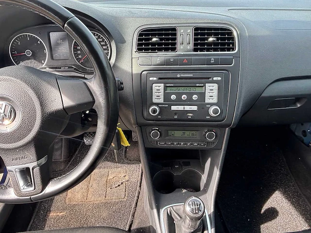 Volkswagen - polo - 1.2 tdi bl.m. comfl. - car - 2010 - afbeelding 4 van  26