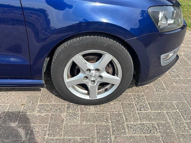 Volkswagen - polo - 1.2 tdi bl.m. comfl. - car - 2010 - afbeelding 14 van  26