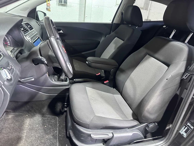 Volkswagen - polo - 1.2 tdi bl.m. comfl. - export registration (34-nxj-1) - afbeelding 7 van  19