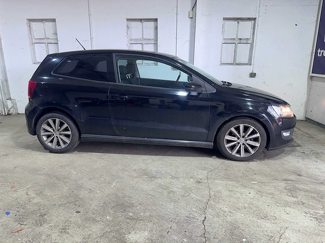 Volkswagen - polo - 1.2 tdi bl.m. comfl. - export registration (34-nxj-1) - afbeelding 17 van  19