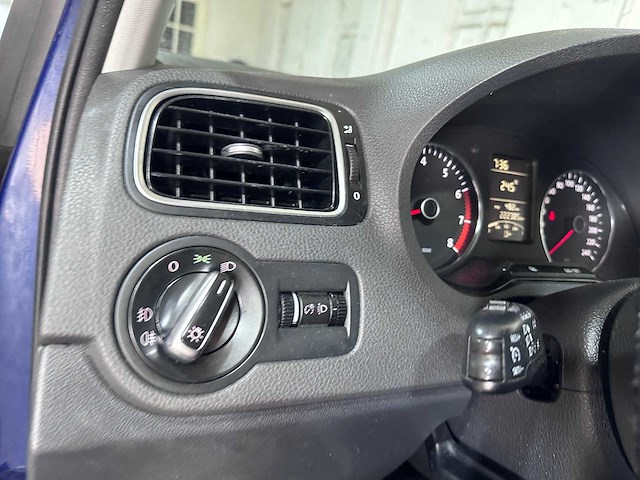 Volkswagen - polo - 1.2 tsi bluem comfl. - 82-xzf-1 - afbeelding 5 van  20
