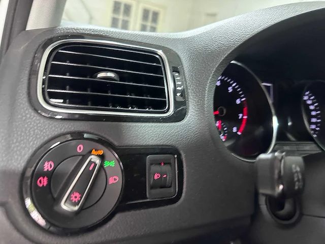 Volkswagen - polo - 1.2 tsi comf. bns r - x-414-kk - afbeelding 5 van  21