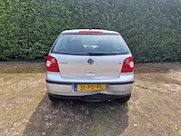 Volkswagen - polo - 1.4-16v - 31-pd-fl - 2004 - afbeelding 21 van  23