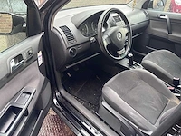 Volkswagen - polo - 1.4-16v comfortline - 01-hxs-8 - afbeelding 6 van  12