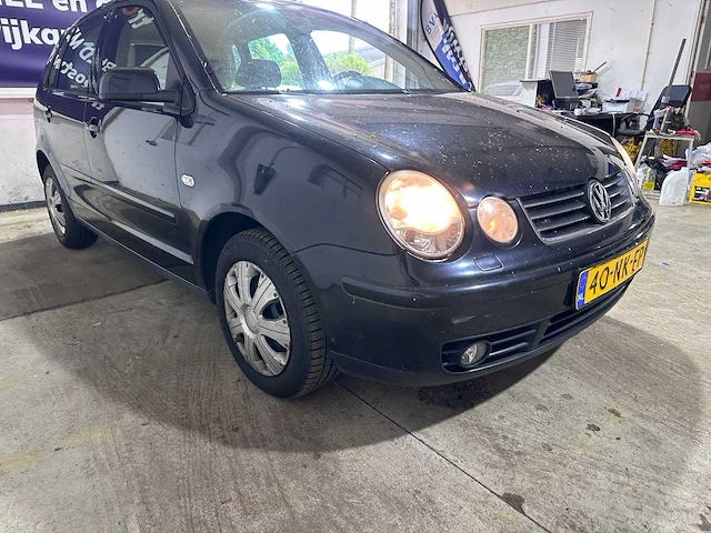 Volkswagen - polo - 1.4-16v comfortline - 40-nk-fp - afbeelding 15 van  18