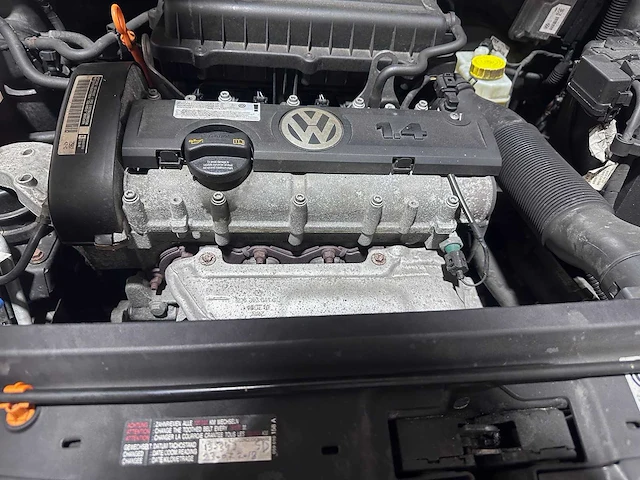 Volkswagen - polo - 1.4-16v comfortline - 46-lxf-2 - afbeelding 9 van  19