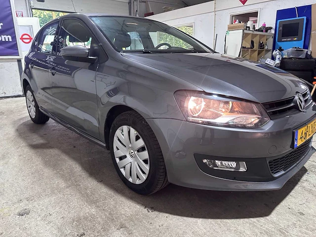 Volkswagen - polo - 1.4-16v comfortline - 46-lxf-2 - afbeelding 16 van  19
