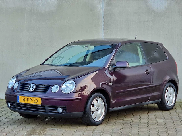 Volkswagen - polo - 1.4-16v highline - 14-pp-zx - 2004 - afbeelding 1 van  23