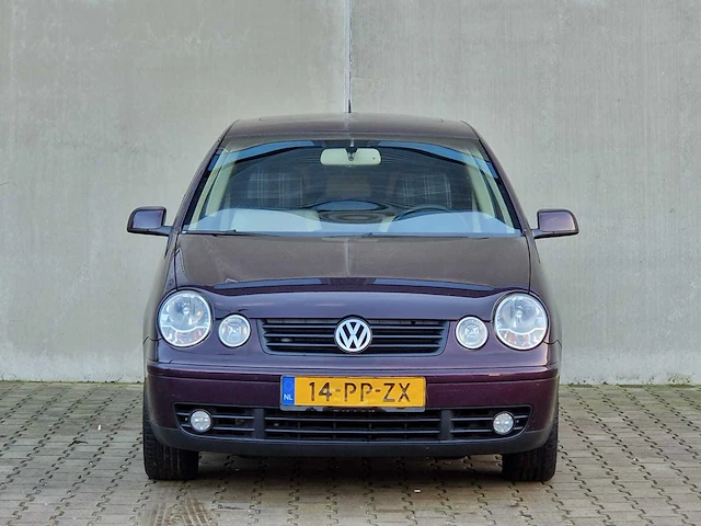 Volkswagen - polo - 1.4-16v highline - 14-pp-zx - 2004 - afbeelding 17 van  23