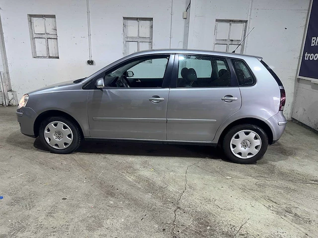 Volkswagen - polo - 1.4-16v sportline - 04-sx-rr - afbeelding 12 van  20