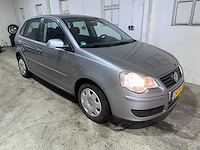 Volkswagen - polo - 1.4-16v sportline - 04-sx-rr - afbeelding 18 van  20