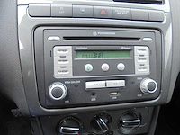 Volkswagen - polo - 1.4-16v trendline - glk-02-bo - 2010 - afbeelding 2 van  13
