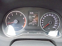 Volkswagen - polo - 1.4-16v trendline - glk-02-bo - 2010 - afbeelding 3 van  13