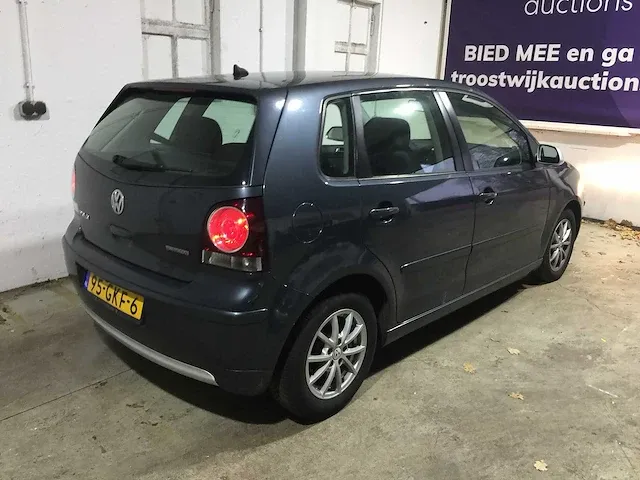 Volkswagen - polo - 1.4 tdi comfl. bluem - 95-gkf-6 - afbeelding 19 van  23