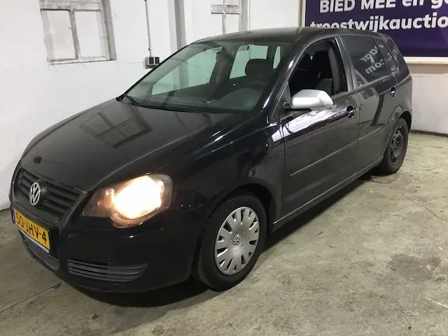 Volkswagen - polo - 1.4 tdi trendl bluem - 50-jhv-4 - afbeelding 1 van  19