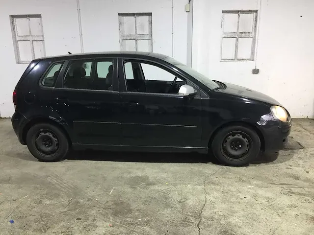 Volkswagen - polo - 1.4 tdi trendl bluem - 50-jhv-4 - afbeelding 16 van  19