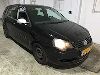 Volkswagen - polo - 1.4 tdi trendl bluem - 50-jhv-4 - afbeelding 17 van  19