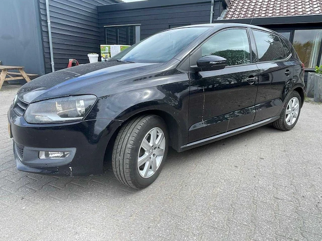 Volkswagen - polo - 1.6 tdi highline - personenauto - afbeelding 15 van  22