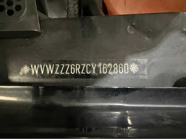 Volkswagen - polo - personenauto - 2012 - afbeelding 11 van  27