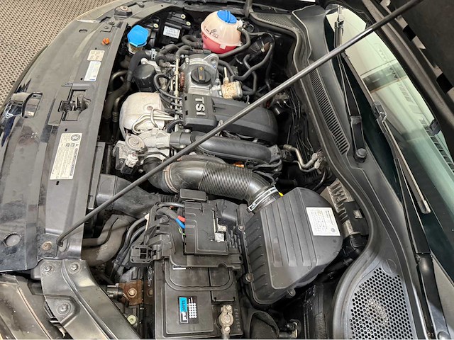 Volkswagen - polo - personenauto - 2012 - afbeelding 14 van  27