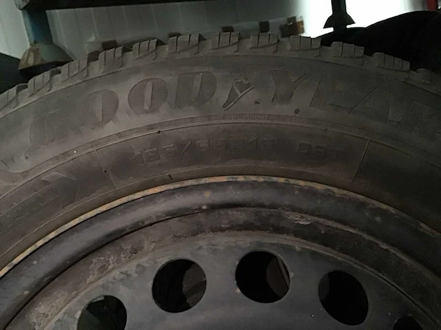 Volkswagen - polo - velg (4x) - afbeelding 3 van  5