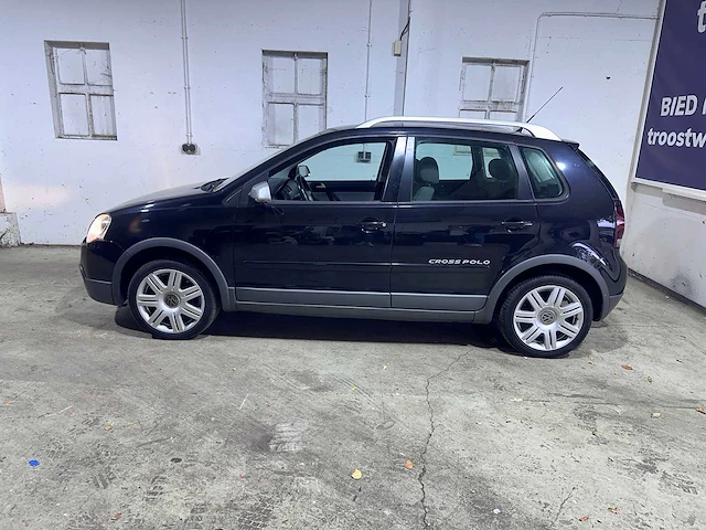 Volkswagen - polo cross - 1.4-16v sportline - js-609-f - afbeelding 12 van  21