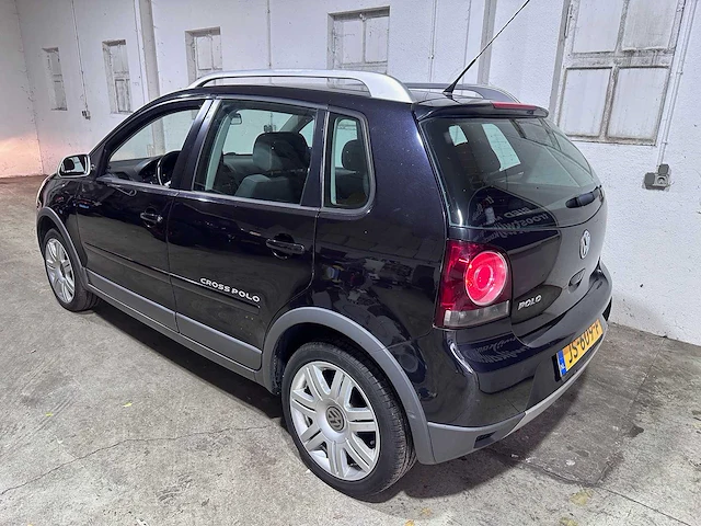 Volkswagen - polo cross - 1.4-16v sportline - js-609-f - afbeelding 15 van  21