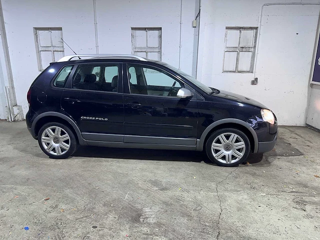 Volkswagen - polo cross - 1.4-16v sportline - js-609-f - afbeelding 18 van  21