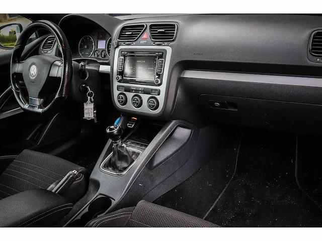 Volkswagen - scirocco - 2.0 tsi 90-ngx-8 - afbeelding 2 van  17