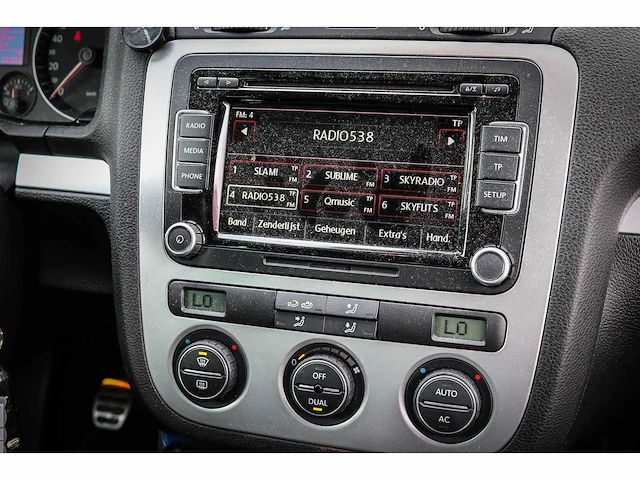 Volkswagen - scirocco - 2.0 tsi 90-ngx-8 - afbeelding 4 van  17