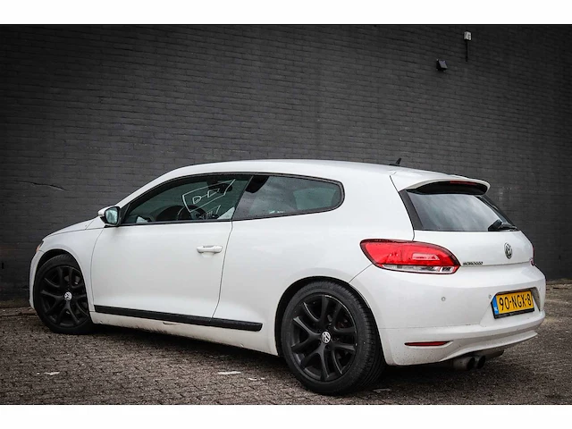 Volkswagen - scirocco - 2.0 tsi 90-ngx-8 - afbeelding 12 van  17