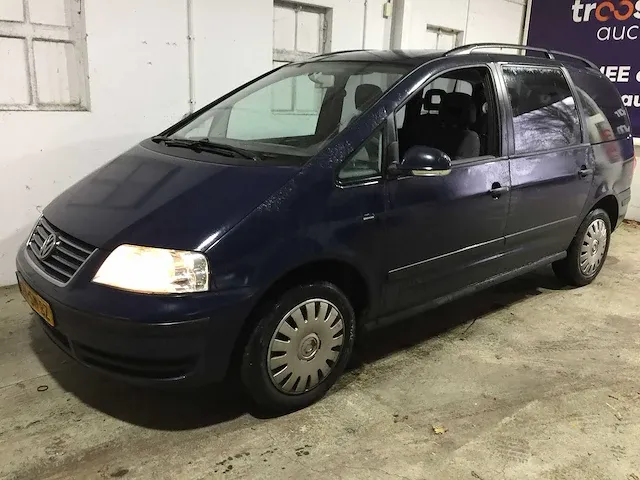 Volkswagen - sharan - 2.0 - 24-sn-bz - afbeelding 1 van  19