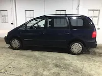 Volkswagen - sharan - 2.0 - 24-sn-bz - afbeelding 2 van  19