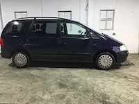 Volkswagen - sharan - 2.0 - 24-sn-bz - afbeelding 6 van  19
