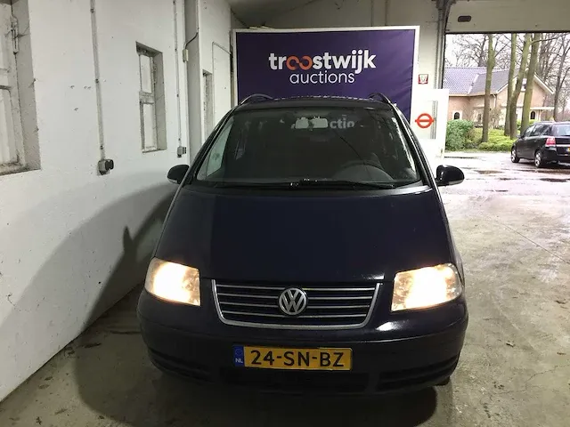 Volkswagen - sharan - 2.0 - 24-sn-bz - afbeelding 8 van  19