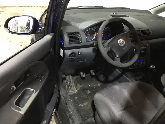 Volkswagen - sharan - 2.0 - 24-sn-bz - afbeelding 9 van  19