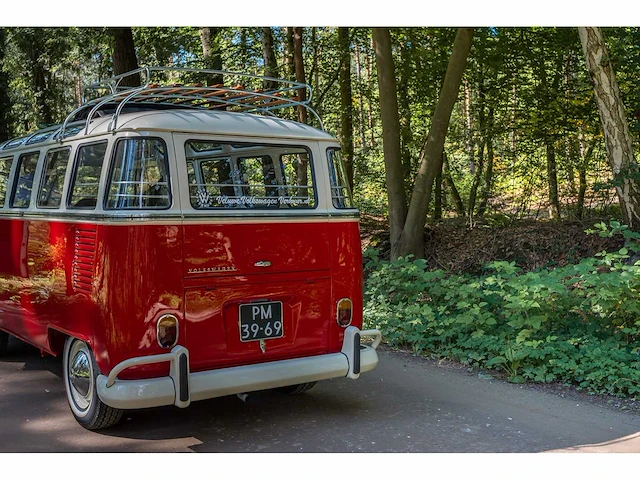 Volkswagen - t1 - samba - oldtimer - afbeelding 5 van  9