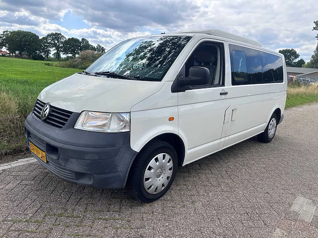 Volkswagen - t5 - kampeerwagen - 59-np-jh - afbeelding 1 van  18