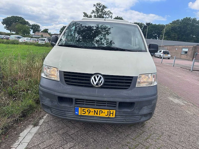 Volkswagen - t5 - kampeerwagen - 59-np-jh - afbeelding 17 van  18