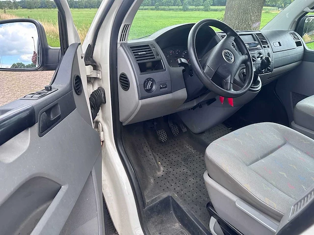 Volkswagen - t5 - kampeerwagen - 59-np-jh - afbeelding 18 van  18