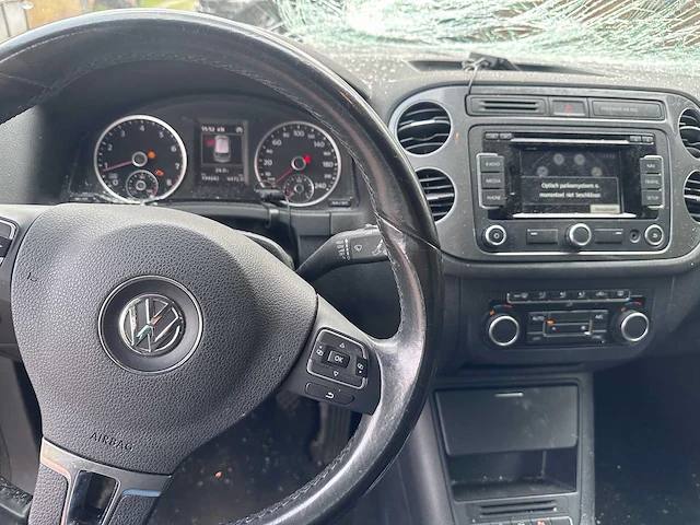 Volkswagen - tiguan - 1.4 tsi sport & style - car - afbeelding 9 van  19