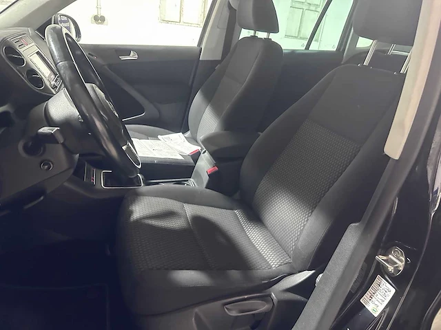 Volkswagen - tiguan - 1.4 tsi sport&style - k-491-nz - afbeelding 7 van  22
