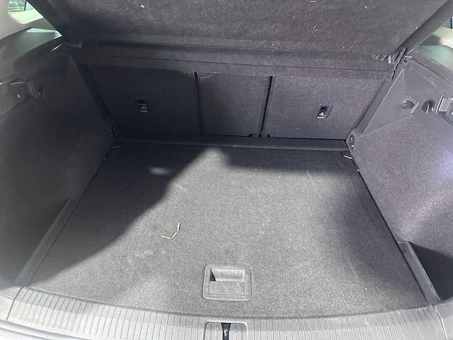 Volkswagen - tiguan - 1.5 tsi dsg 2022- spaanse papieren - afbeelding 11 van  22