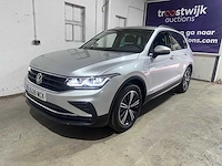 Volkswagen - tiguan - 1.5 tsi dsg 2022- spaanse papieren - afbeelding 1 van  22