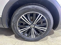 Volkswagen - tiguan - 1.5 tsi dsg 2022- spaanse papieren - afbeelding 13 van  22